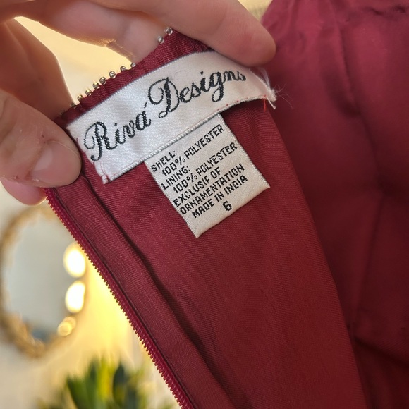 Elegant Y2K Ruby Red Prom Dress - Picture 4 of 8